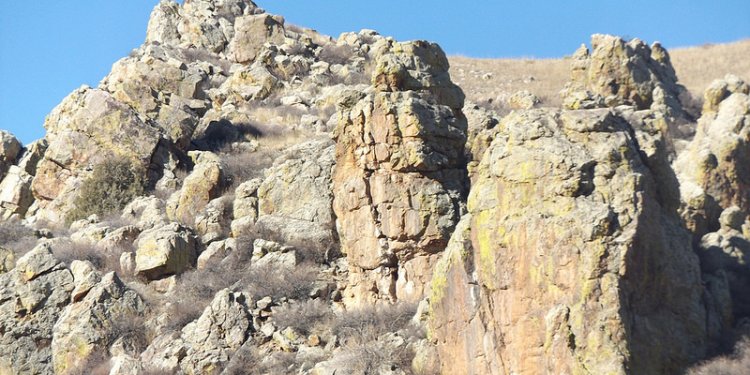 Groovey new climbing gym minutes north of home