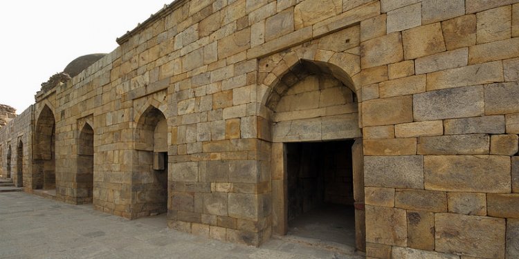 India - Delhi - Qutb Complex - Khalji´s Madrasa - 1